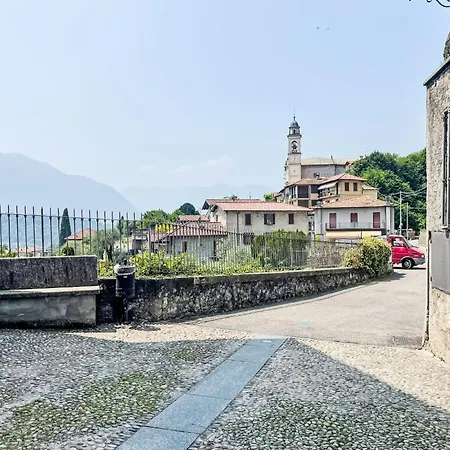 Dema-2 By Interhome דירה Mezzegra